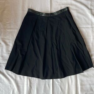 Elizabeth and James black pleated skirt